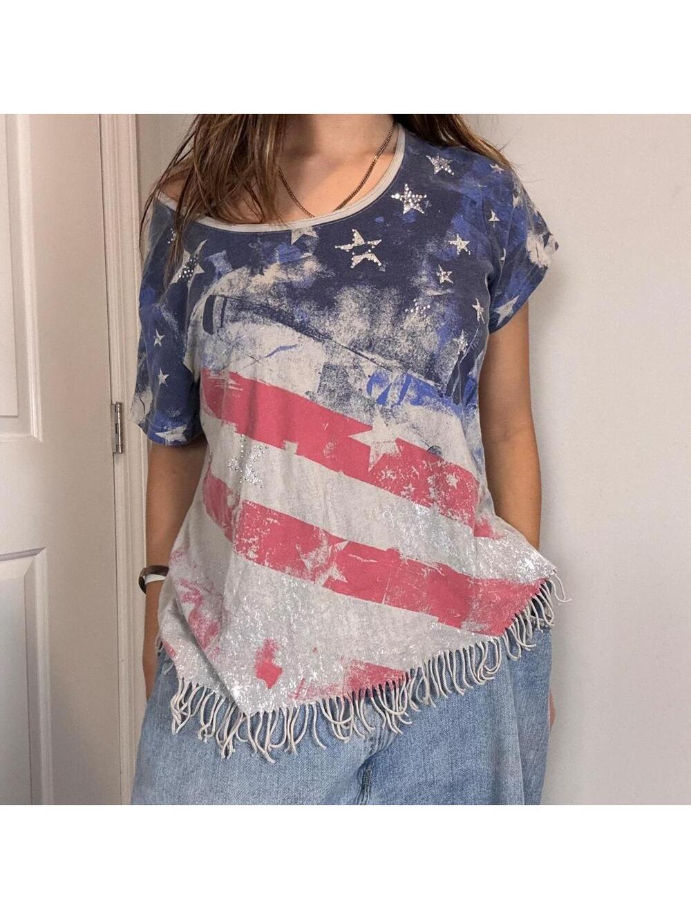 Y2K American flag graphic tee rhinestones fringe hem #2000s #indiesleaze #2010s